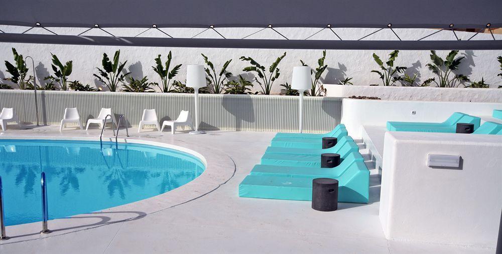 Apartamentos Casas Carmen - Adults Only Playa del Ingles  Exterior photo